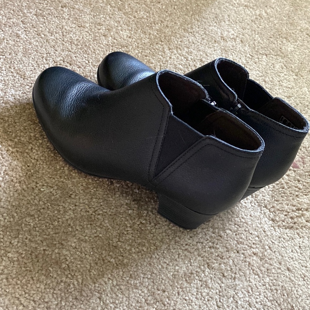 Clarks collection black booties - size 7.5